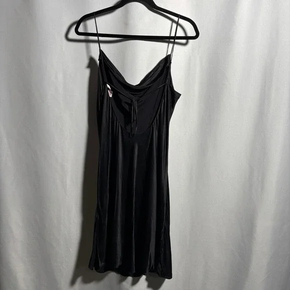 VTG Y2K Victorias Secret Black 100% Silk Cowl Neck Open Back Mini Slip Dress M - Picture 2 of 10